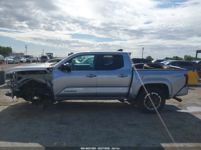 3TMLB5JN0TM214129 Toyota Tacoma Trd Sport