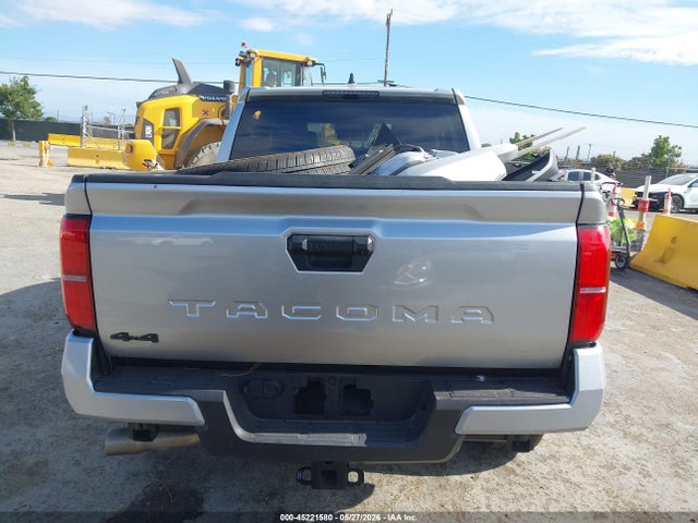 3TMLB5JN0TM214129 Toyota Tacoma Trd Sport
