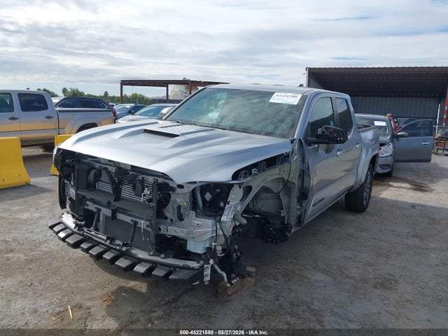 3TMLB5JN0TM214129 Toyota Tacoma Trd Sport
