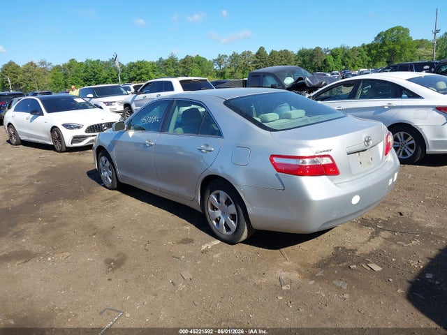 45221592 :رقم المزاد ، 4T1BE46K57U502527 vin ، 2007 Toyota Camry Le مزاد بيع