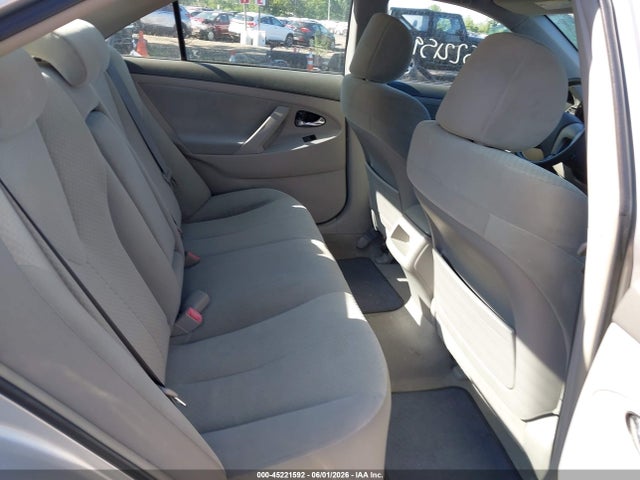 45221592 :رقم المزاد ، 4T1BE46K57U502527 vin ، 2007 Toyota Camry Le مزاد بيع