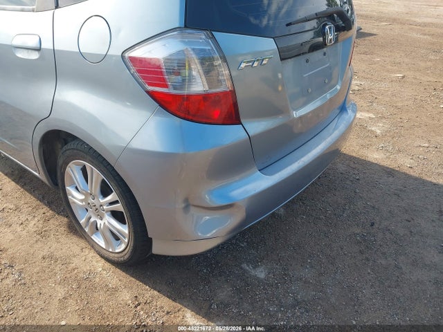 Продажа на аукционе авто 2011 Honda Fit Sport, vin: JHMGE8H52BC002749, номер лота: 45221672