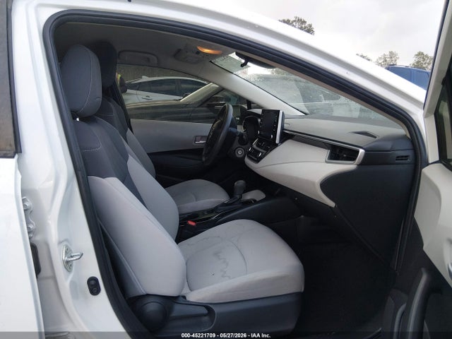 JTDEPMAE9MJ156265 Toyota COROLLA LE