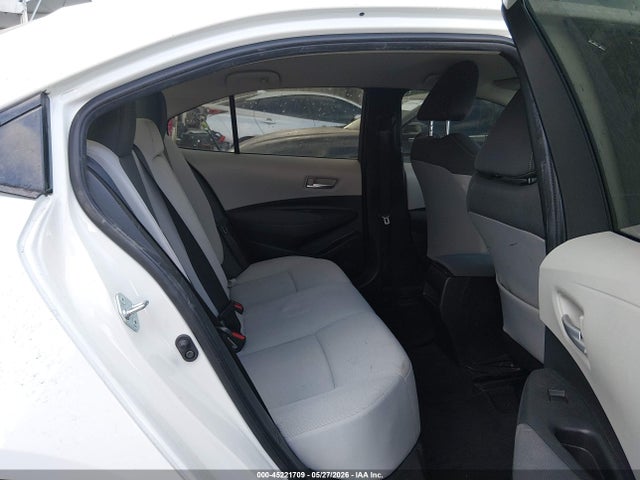 JTDEPMAE9MJ156265 Toyota COROLLA LE