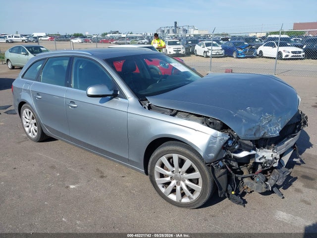 2011 Audi A4 2.0t Premium მანქანა იყიდება აუქციონზე, vin: WAUWFAFL7BA082478, აუქციონის ნომერი: 45221742