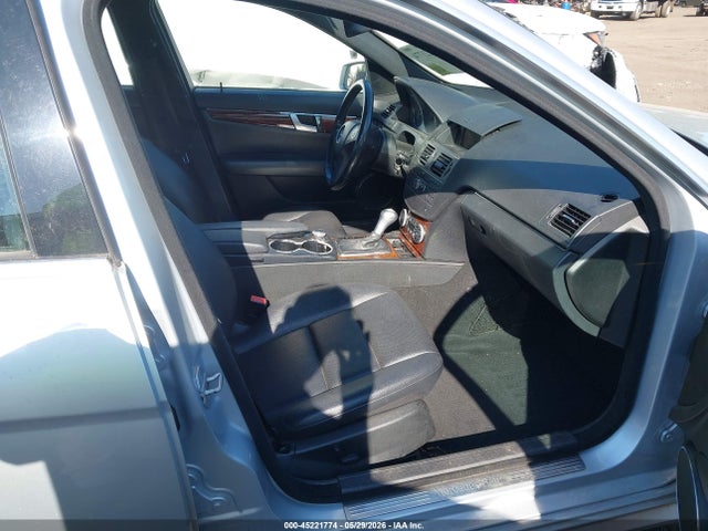 45221774 :رقم المزاد ، WDDGF8BB3BR157410 vin ، 2011 Mercedes-benz C 300 Sport 4matic مزاد بيع