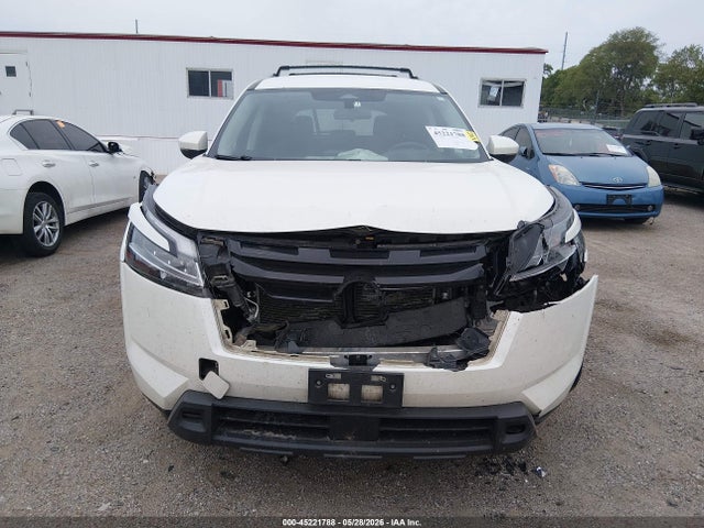 5N1DR3BC1NC248937 Nissan Pathfinder Sv 4wd