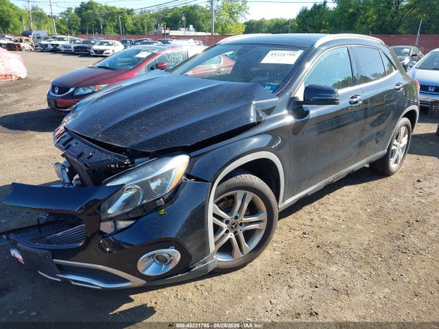 45221795 :رقم المزاد ، WDCTG4GBXJJ431569 vin ، 2018 Mercedes-benz Gla 250 4matic مزاد بيع