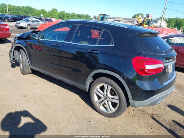 45221795 :رقم المزاد ، WDCTG4GBXJJ431569 vin ، 2018 Mercedes-benz Gla 250 4matic مزاد بيع
