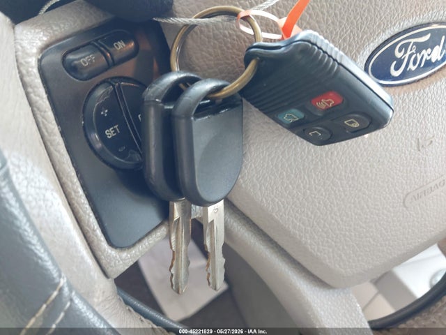 2006 Ford Explorer Xlt მანქანა იყიდება აუქციონზე, vin: 1FMEU73E16UA55497, აუქციონის ნომერი: 45221829