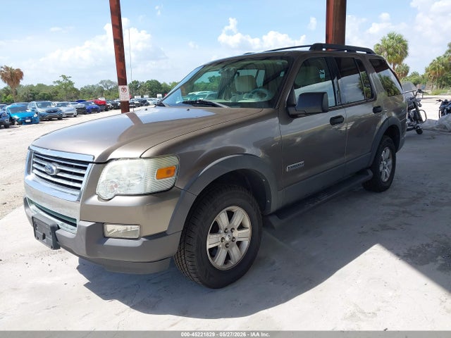 2006 Ford Explorer Xlt მანქანა იყიდება აუქციონზე, vin: 1FMEU73E16UA55497, აუქციონის ნომერი: 45221829