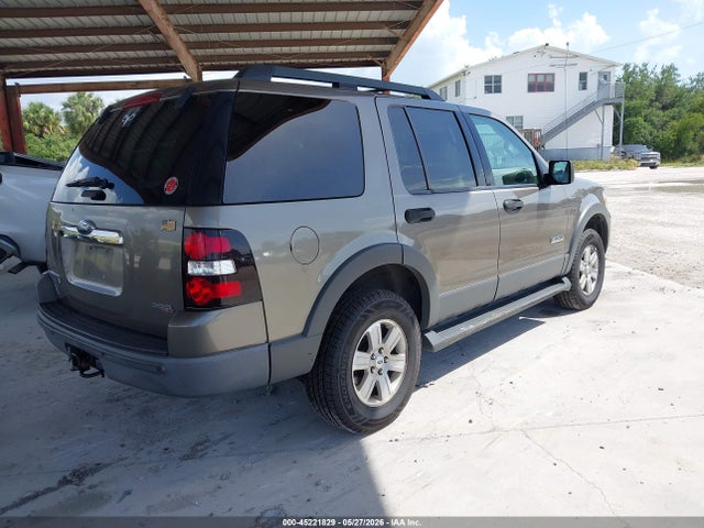 2006 Ford Explorer Xlt მანქანა იყიდება აუქციონზე, vin: 1FMEU73E16UA55497, აუქციონის ნომერი: 45221829