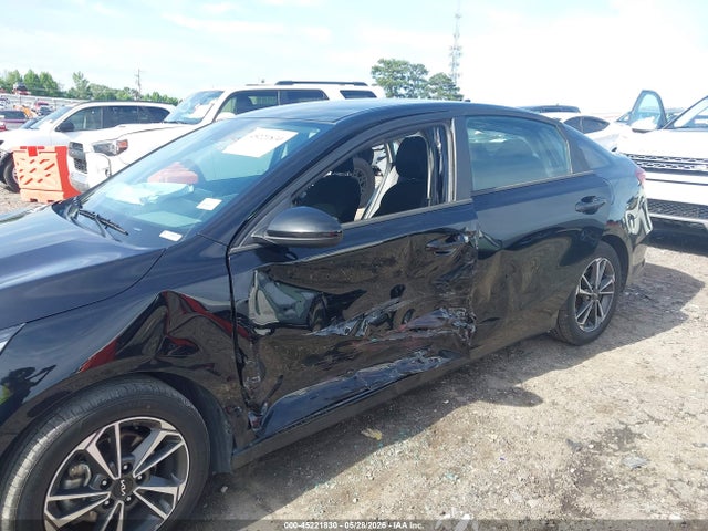 Продажа на аукционе авто 2023 Kia Forte Lxs, vin: 3KPF24AD2PE563226, номер лота: 45221830