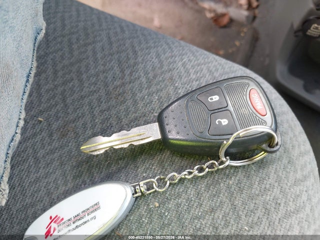 Продаж на аукціоні авто 2005 Chrysler Town & Country Lx, vin: 2C4GP44R05R524742, номер лоту: 45221850