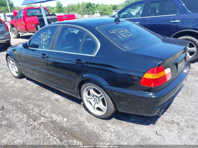 2005 Bmw 330i მანქანა იყიდება აუქციონზე, vin: WBAEV53495KM39032, აუქციონის ნომერი: 45221857