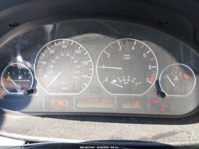 2005 Bmw 330i მანქანა იყიდება აუქციონზე, vin: WBAEV53495KM39032, აუქციონის ნომერი: 45221857