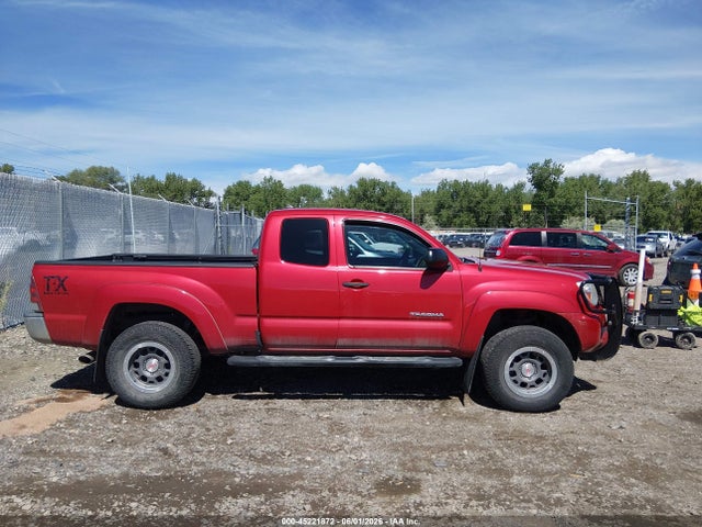 2014 Toyota Tacoma Base V6 მანქანა იყიდება აუქციონზე, vin: 5TFUU4EN1EX105775, აუქციონის ნომერი: 45221872