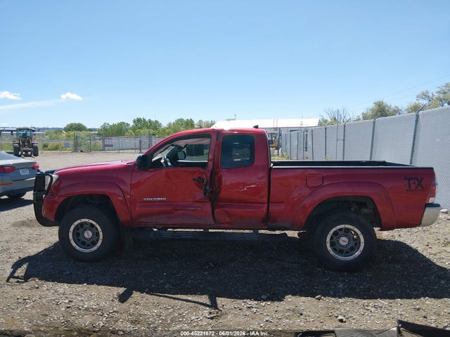 2014 Toyota Tacoma Base V6 მანქანა იყიდება აუქციონზე, vin: 5TFUU4EN1EX105775, აუქციონის ნომერი: 45221872