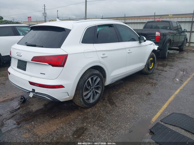 45221911 :رقم المزاد ، WA1BAAFY0M2026286 vin ، 2021 Audi Q5 Premium Plus 45 Tfsi Quattro S Tronic مزاد بيع