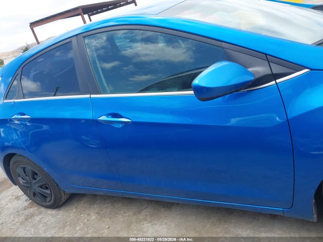 Продажа на аукционе авто 2017 Hyundai Elantra Gt, vin: KMHD35LHXHU361730, номер лота: 45221922