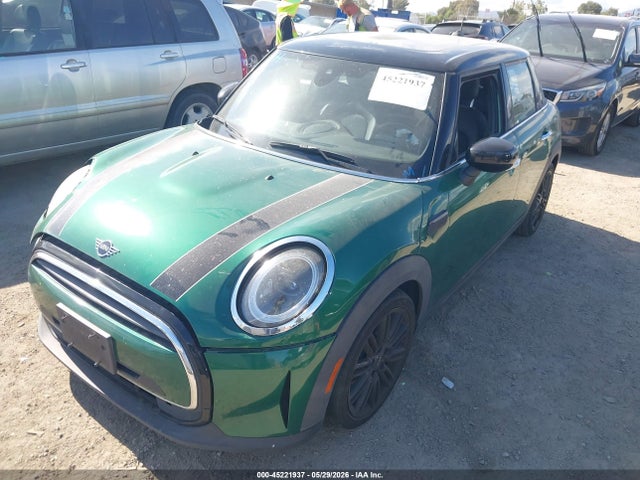 2022 Mini Hardtop Oxford Edition მანქანა იყიდება აუქციონზე, vin: WMW33DK08N2R94303, აუქციონის ნომერი: 45221937