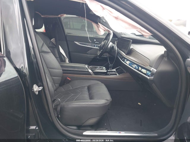 BMW 760i Xdrive 2024 WBA33EJ06RCR19364 Image 5