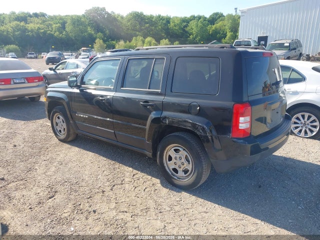 45222004 :رقم المزاد ، 1C4NJPBA1DD213331 vin ، 2013 Jeep Patriot Sport مزاد بيع