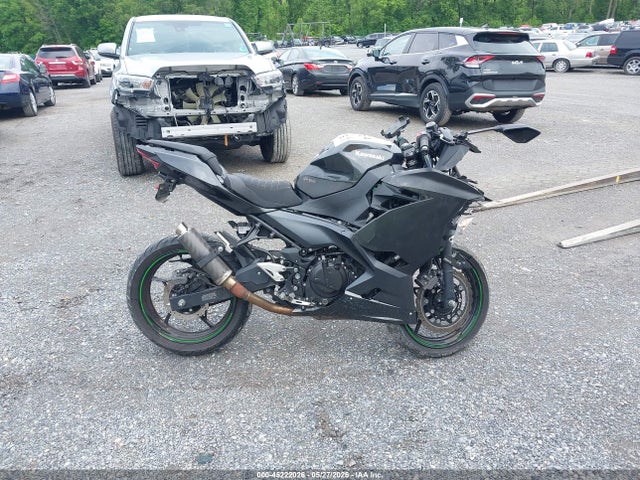 Продаж на аукціоні авто 2023 Kawasaki Ex400, vin: JKAEXKG15PDAK7352, номер лоту: 45222026