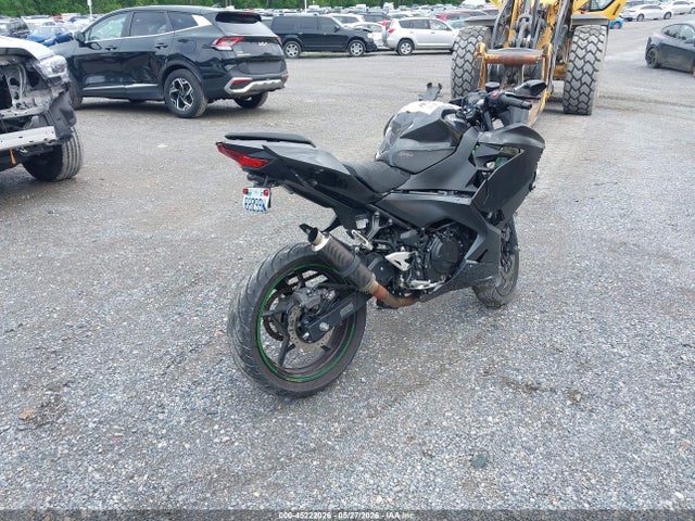Продаж на аукціоні авто 2023 Kawasaki Ex400, vin: JKAEXKG15PDAK7352, номер лоту: 45222026