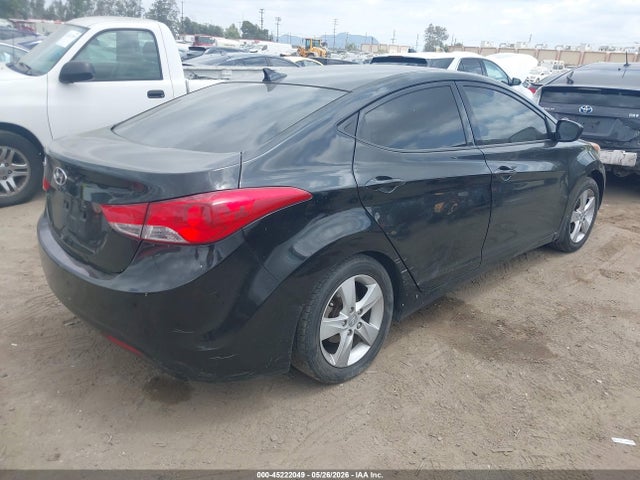 2013 Hyundai Elantra Gls მანქანა იყიდება აუქციონზე, vin: 5NPDH4AE2DH403613, აუქციონის ნომერი: 45222049