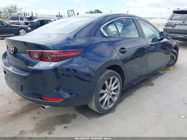 JM1BPABL6M1344949 Mazda Mazda3 Select