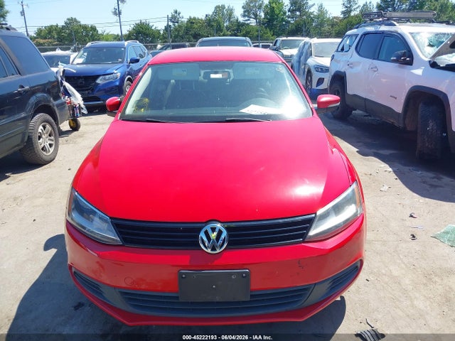 45222193 :رقم المزاد ، 3VWD17AJ8EM396288 vin ، 2014 Volkswagen Jetta 1.8t Se مزاد بيع
