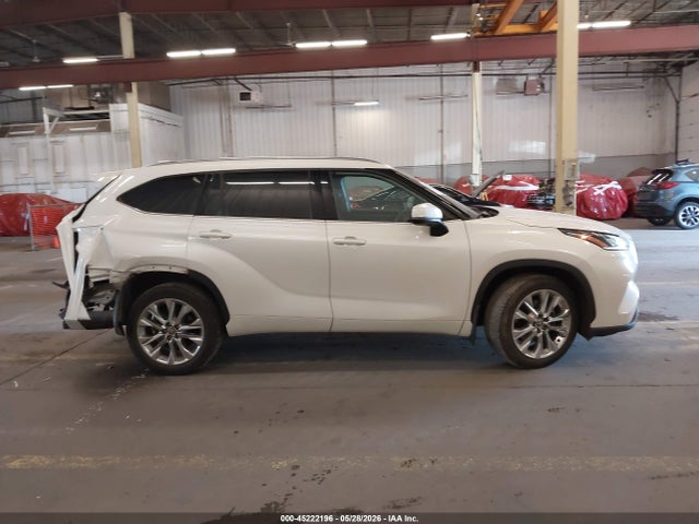 Toyota Highlander Limited 2021 5TDDZRBH6MS123285 Image 14