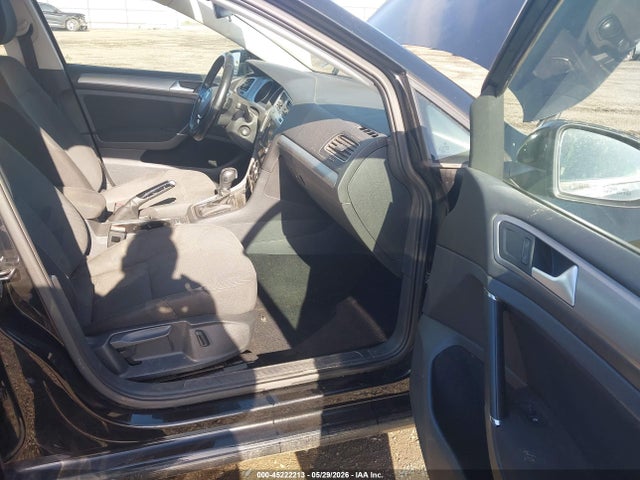3VW217AU4GM010082 Volkswagen Golf Tsi S 4-door
