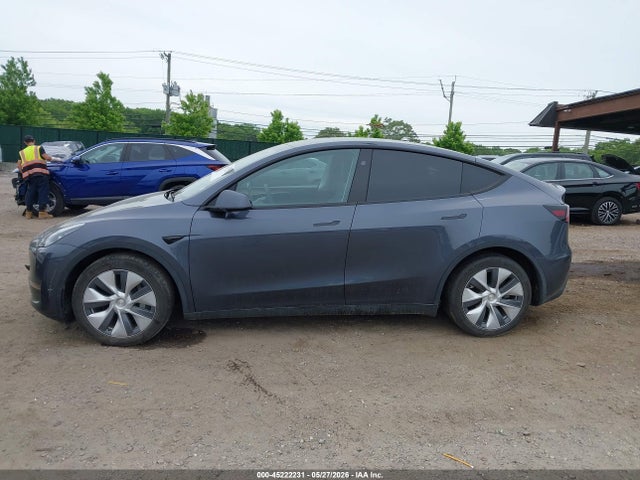 Продажа на аукционе авто 2023 Tesla Model Y, vin: 7SAYGDEE8PF845638, номер лота: 45222231