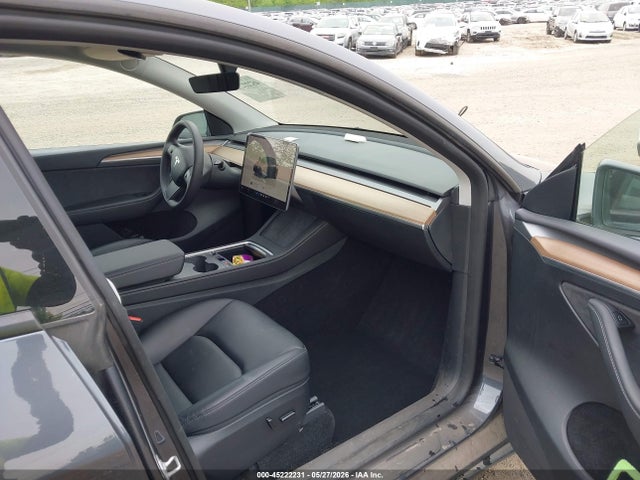 Продажа на аукционе авто 2023 Tesla Model Y, vin: 7SAYGDEE8PF845638, номер лота: 45222231