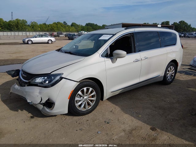 Aukcja sprzedaży 2017 Chrysler Pacifica Touring-l, vin: 2C4RC1BG9HR795355, numer aukcji: 45222237