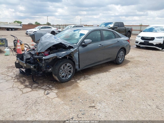 45222266 :رقم المزاد ، KMHLM4DJ8TU191011 vin ، 2026 Hyundai Elantra Hybrid Blue مزاد بيع