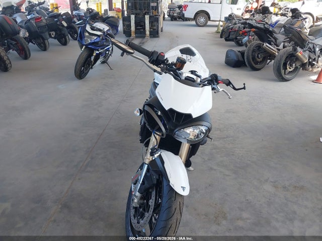 Triumph Motorcycle Speed Triple S 2020 SMTN52P44LJ979100 Image 5
