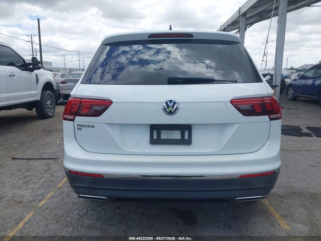 3VV3B7AXXLM028838 Volkswagen Tiguan 2.0t Se/2.0t Se R-line Black/2.0t Sel