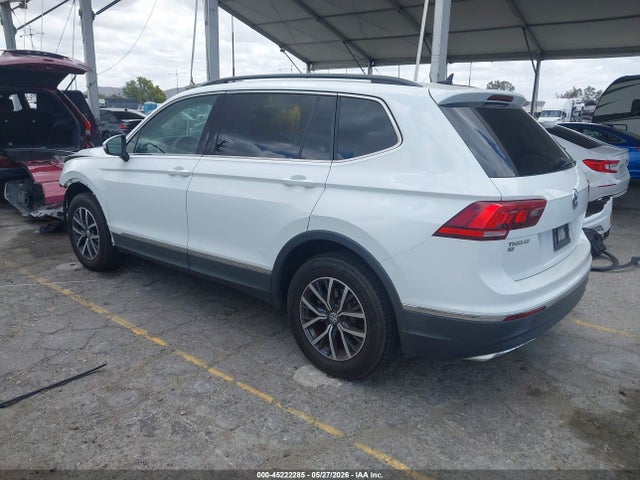3VV3B7AXXLM028838 Volkswagen Tiguan 2.0t Se/2.0t Se R-line Black/2.0t Sel