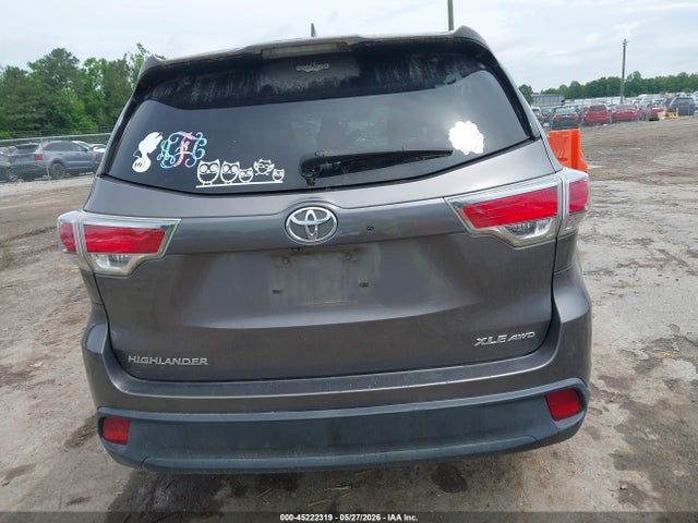 Toyota Highlander Xle V6 2015 5TDJKRFH5FS095189 Image 16