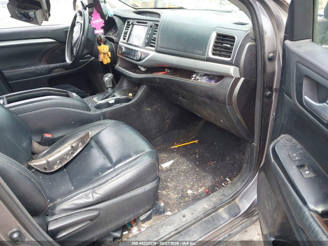 Toyota Highlander Xle V6 2015 5TDJKRFH5FS095189 Image 5