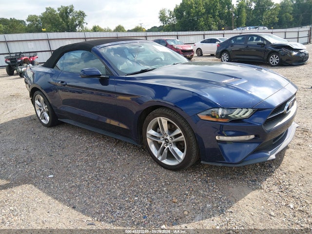 2018 1FATP8UH5J5165656 main image