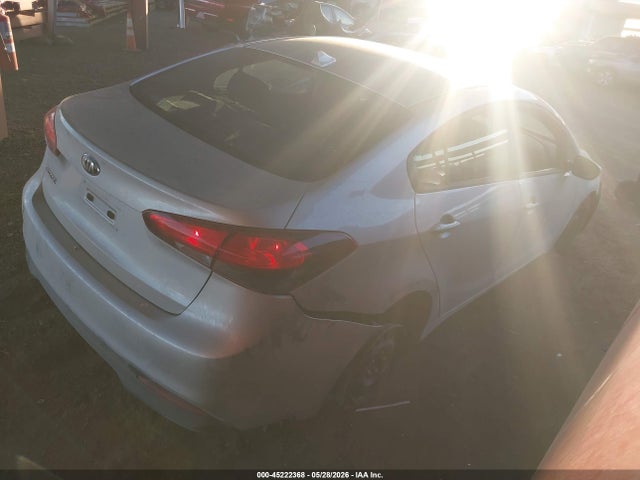 KIA FORTE LX 2017 3KPFK4A75HE125845 Image 4