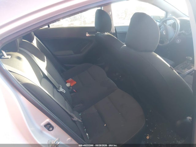 KIA FORTE LX 2017 3KPFK4A75HE125845 Image 8