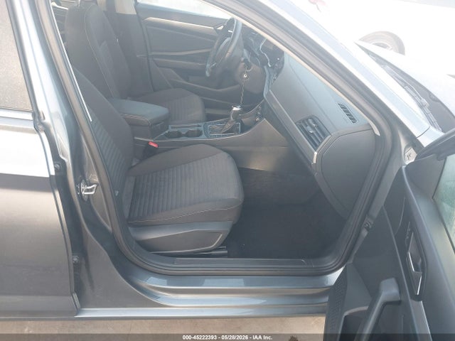 2024 Volkswagen Jetta 1.5t S მანქანა იყიდება აუქციონზე, vin: 3VW5M7BU5RM077781, აუქციონის ნომერი: 45222393