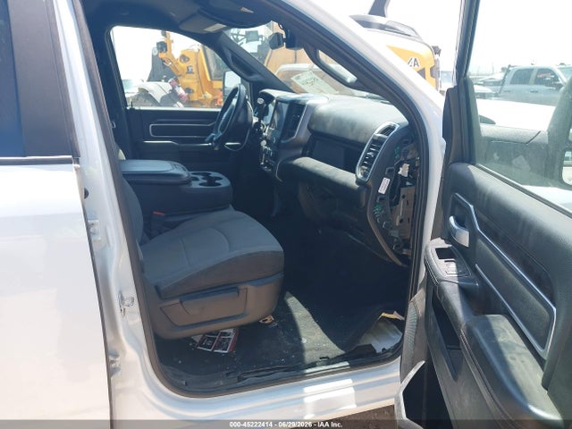 2024 Ram 2500 Big Horn  4x4 6'4 Box მანქანა იყიდება აუქციონზე, vin: 3C6UR5DL9RG348940, აუქციონის ნომერი: 45222414