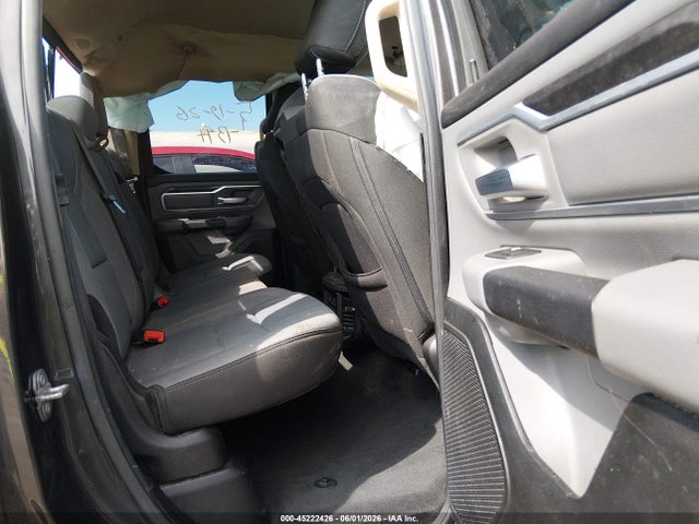 45222426 :رقم المزاد ، 1C6SRFBT7LN198356 vin ، 2020 Ram 1500 Big Horn  4x4 6'4 Box مزاد بيع