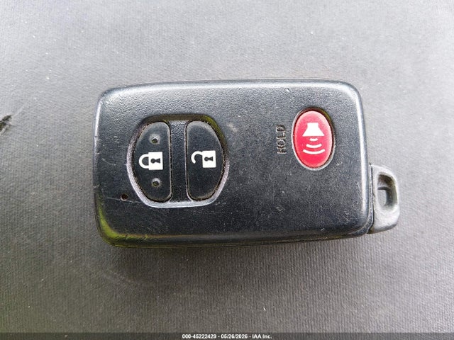 JTDZN3EU0E3324464 Toyota Prius V Five